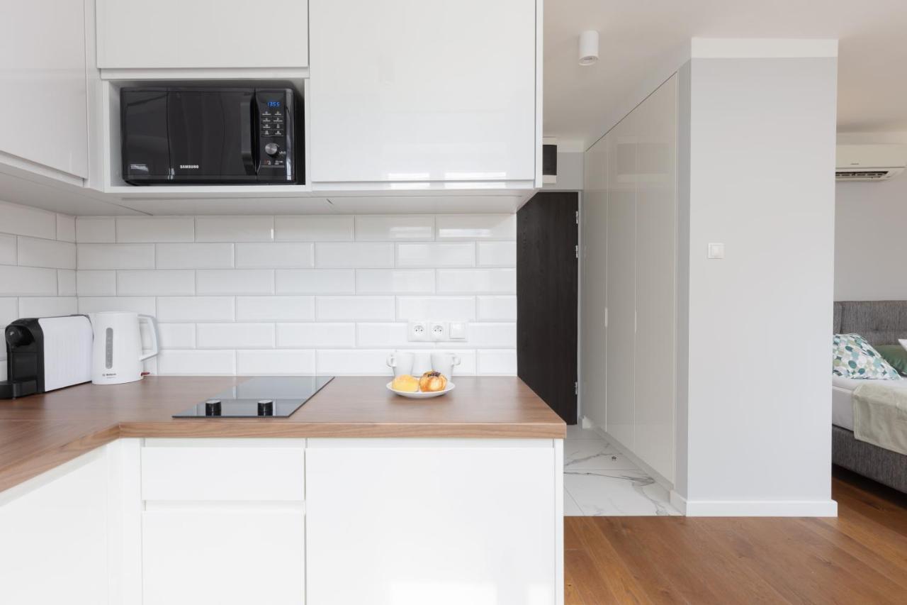 وارسو City Center Aparthotel Chmielna By Noclegi Renters المظهر الخارجي الصورة