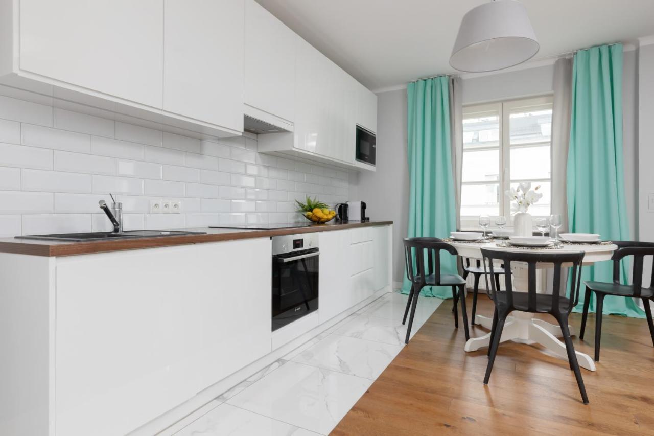وارسو City Center Aparthotel Chmielna By Noclegi Renters المظهر الخارجي الصورة