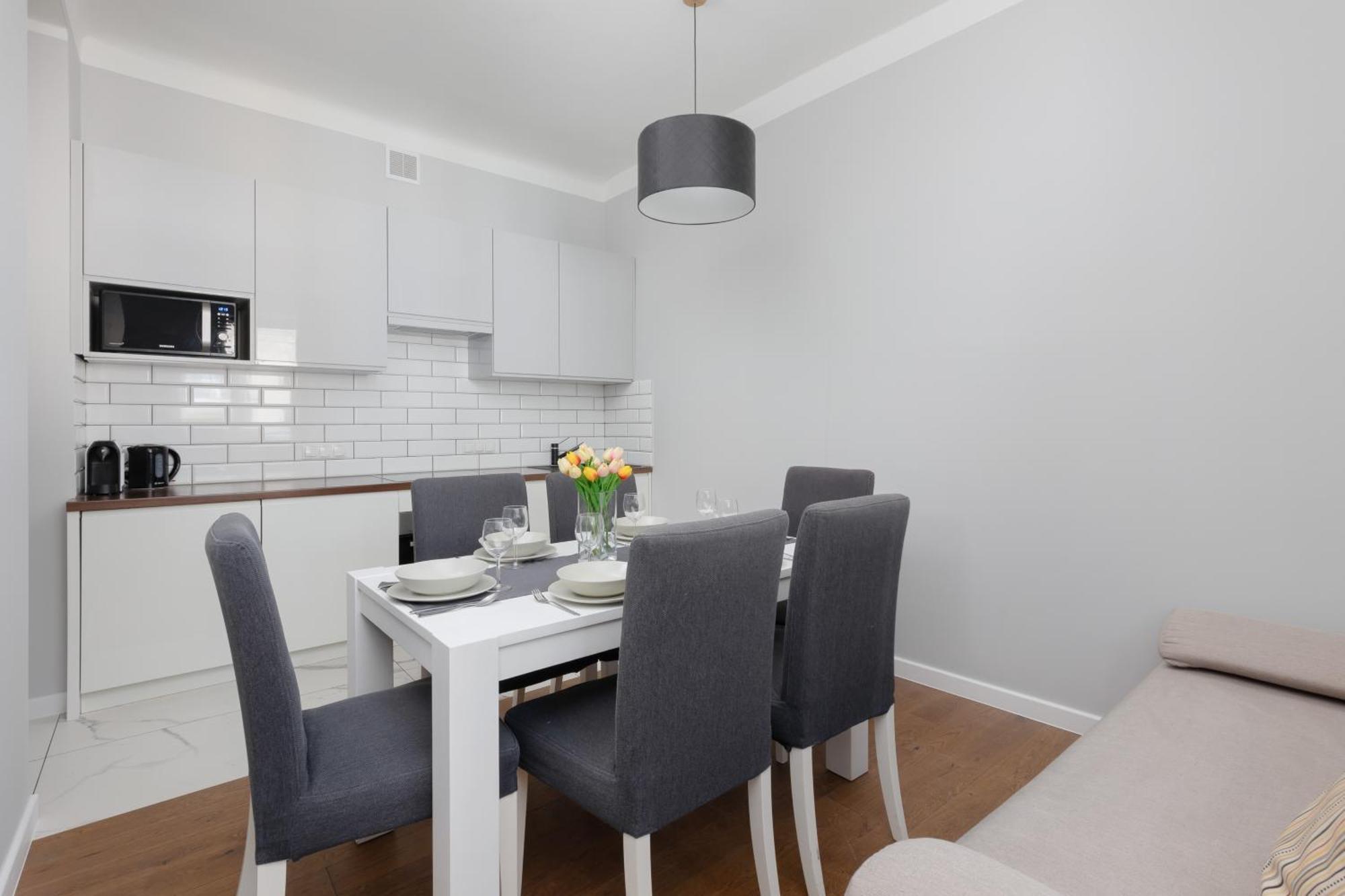 وارسو City Center Aparthotel Chmielna By Noclegi Renters المظهر الخارجي الصورة