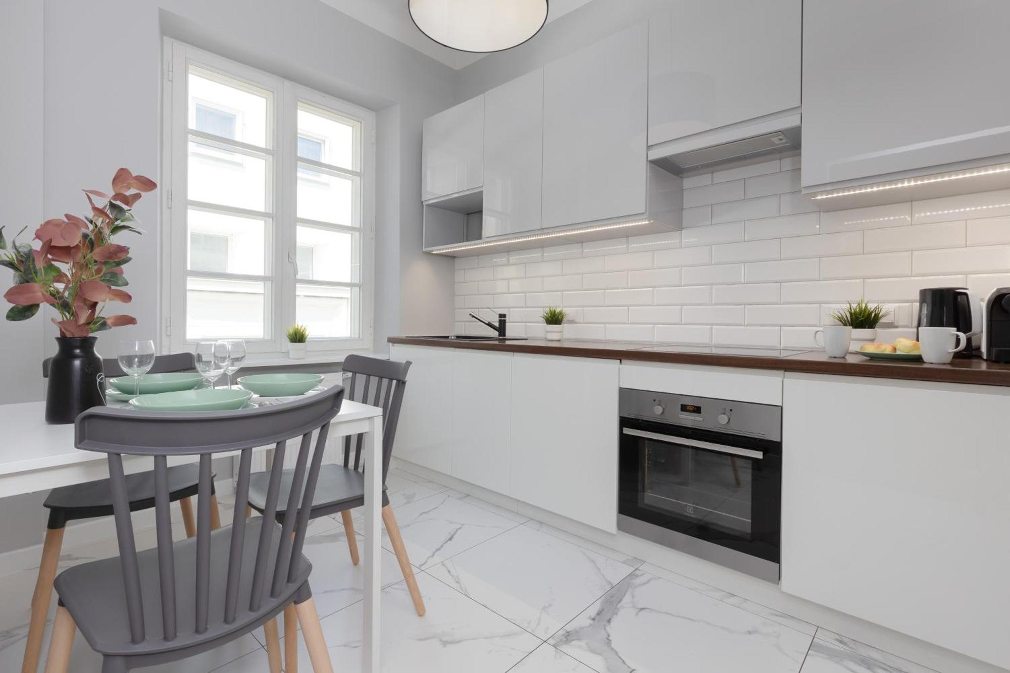 وارسو City Center Aparthotel Chmielna By Noclegi Renters المظهر الخارجي الصورة